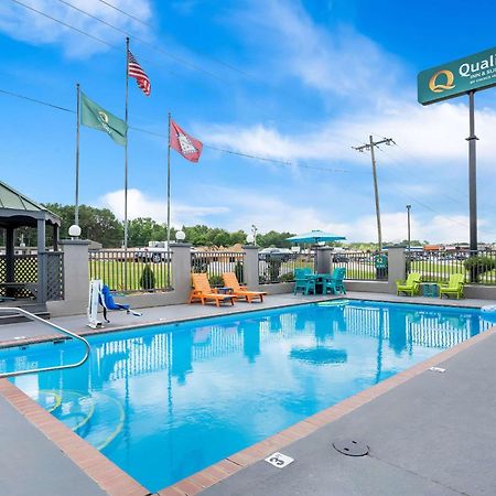 Quality Inn & Suites Monticello エクステリア 写真