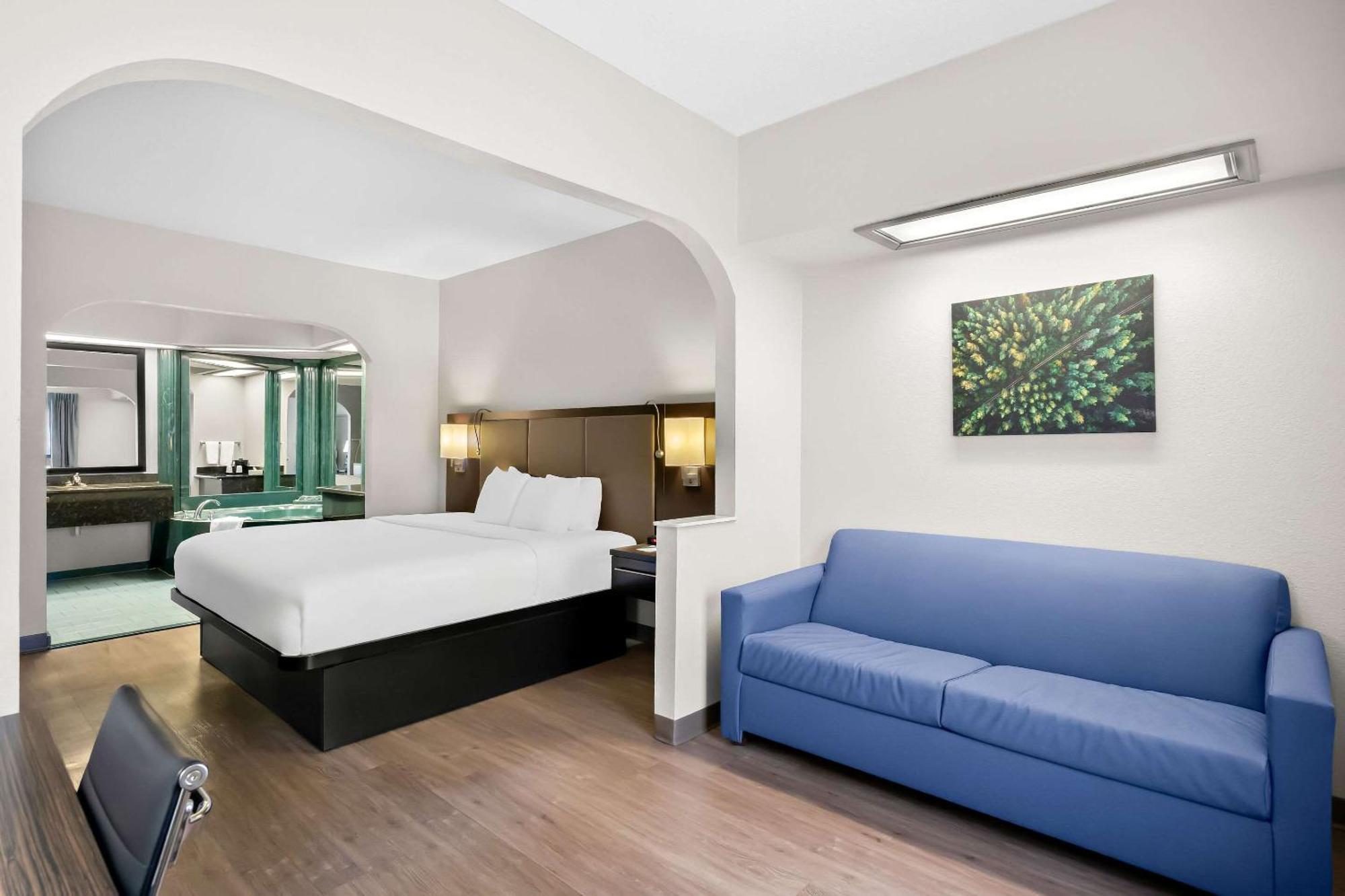 Quality Inn & Suites Monticello エクステリア 写真