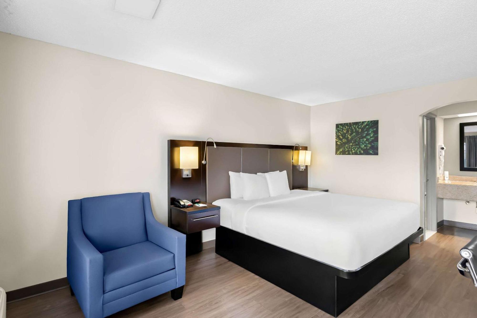 Quality Inn & Suites Monticello エクステリア 写真